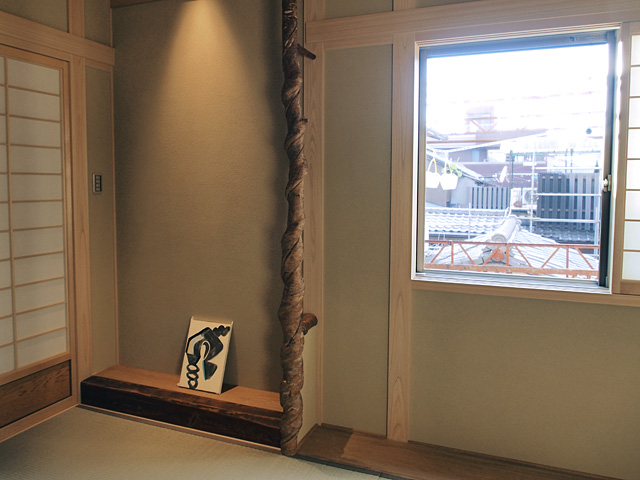 井上明彦_ふたしかな屋根